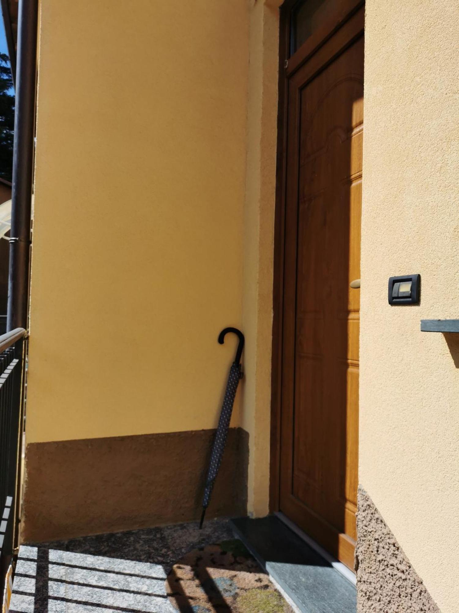 Casa Di Ale E Bea Apartment Dervio Luaran gambar
